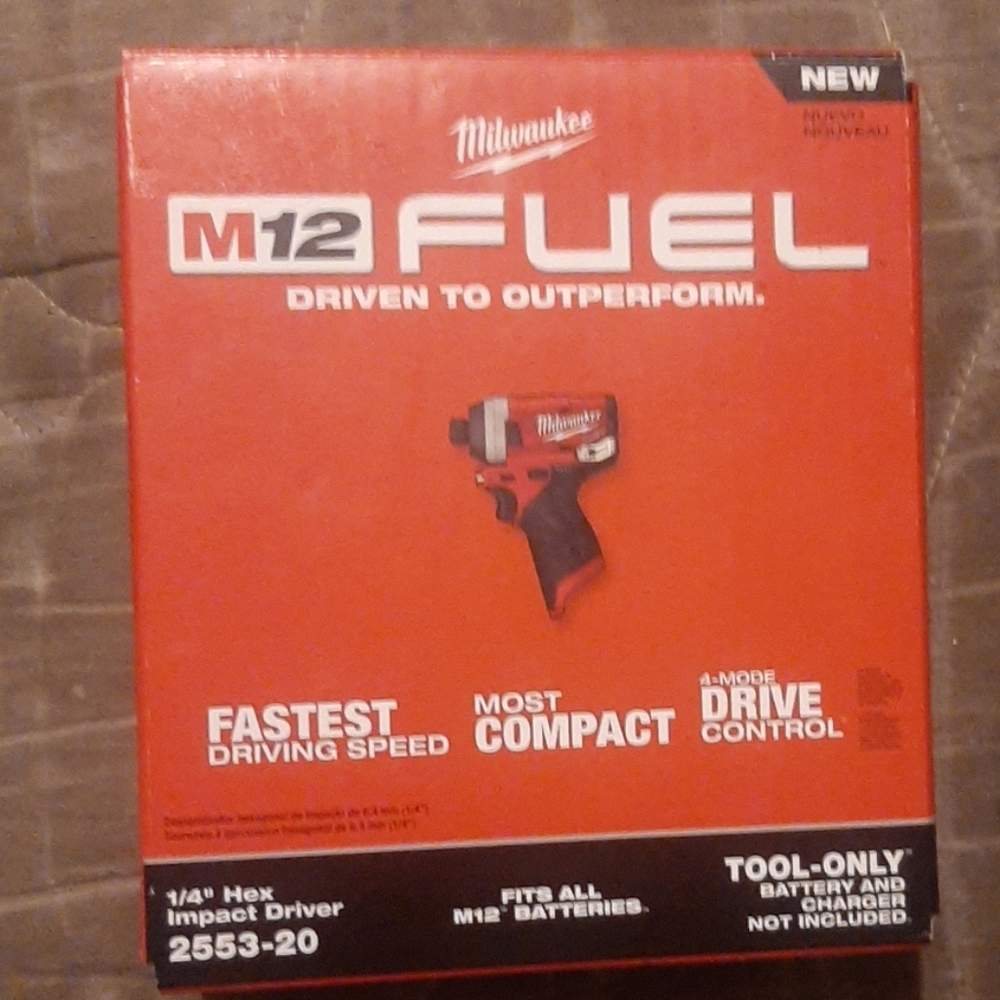 Milwaukee fuel M12 impact quarter inch new